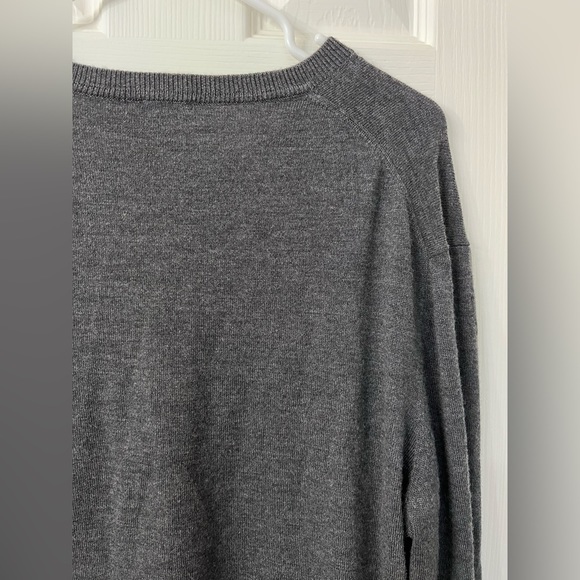Men’s V Neck Sweater - Picture 6 of 11